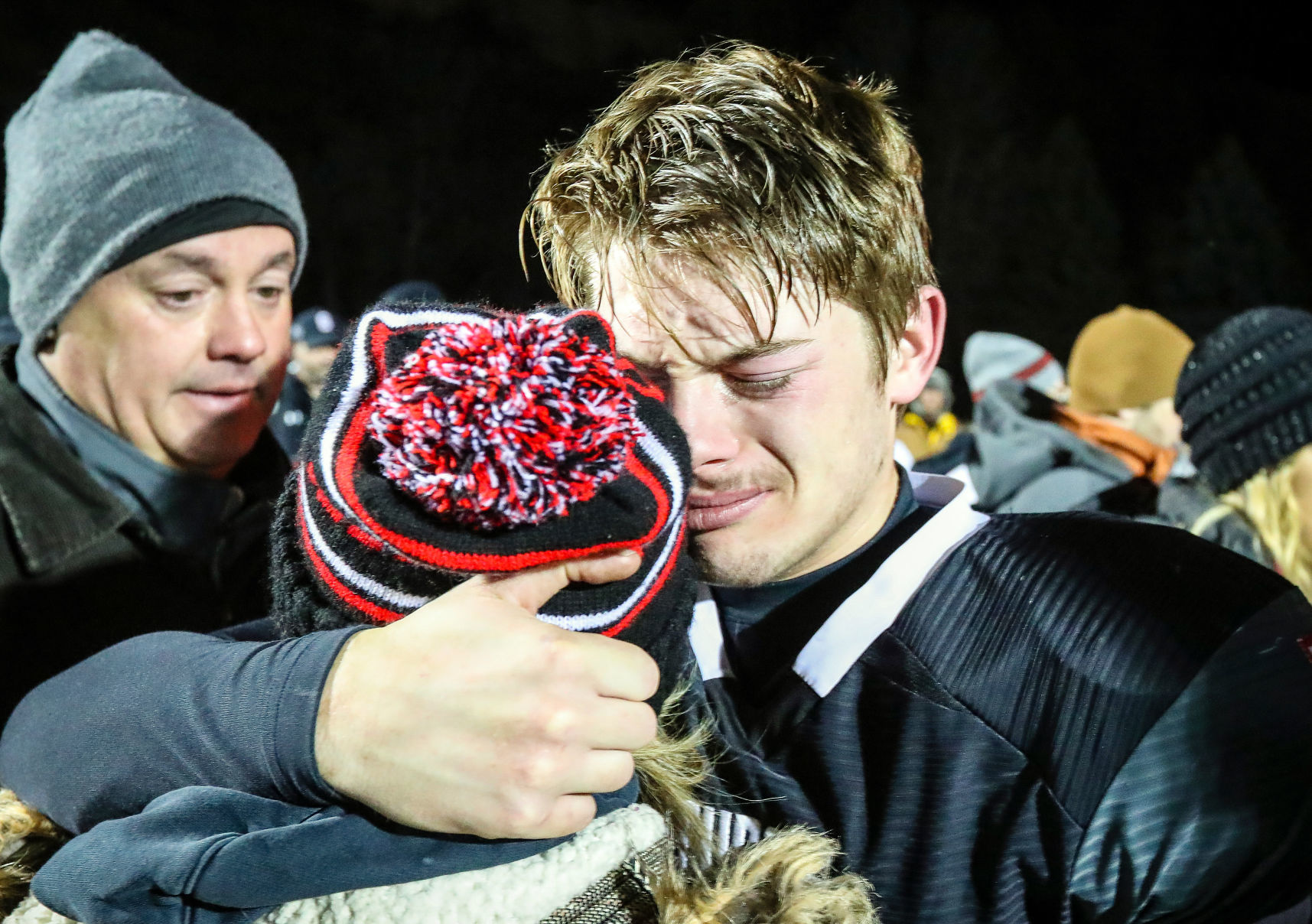 Sturgis Brown hosts Mitchell